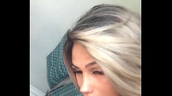 boquete da evelyn Office blowjob and cum in mouth